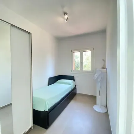 Casa Polly A Punta Marana 200 Mt Dalla