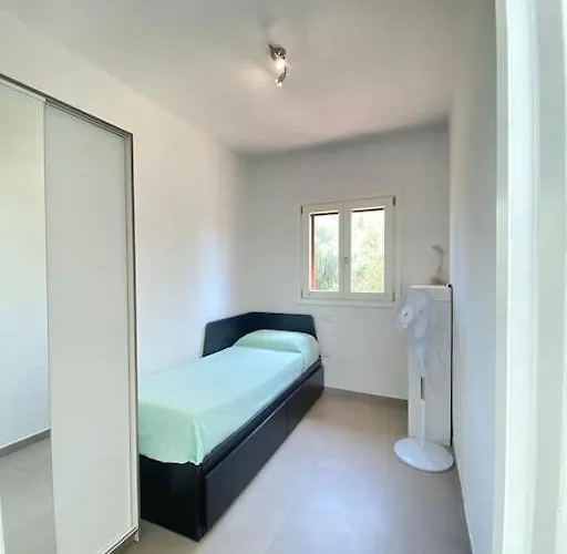 Casa Polly A Punta Marana 200 Mt Dalla